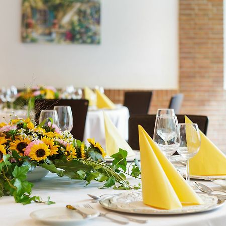 Messehotel Koeln-Deutz Kültér fotó