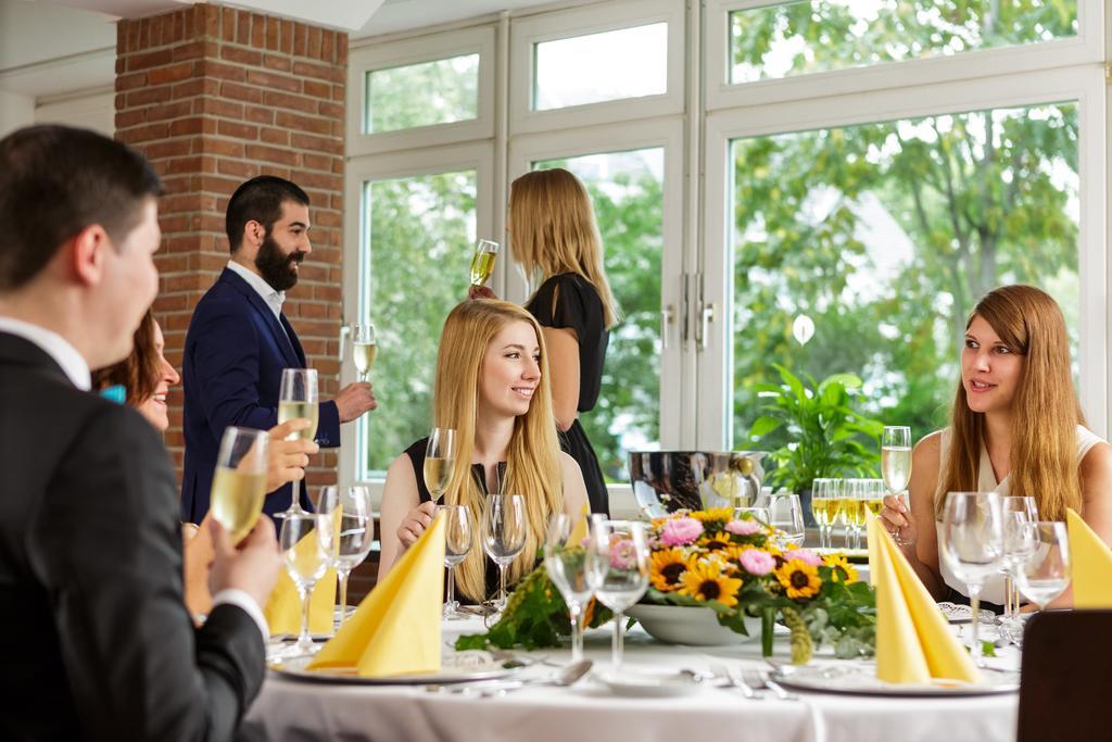 Messehotel Koeln-Deutz Kültér fotó